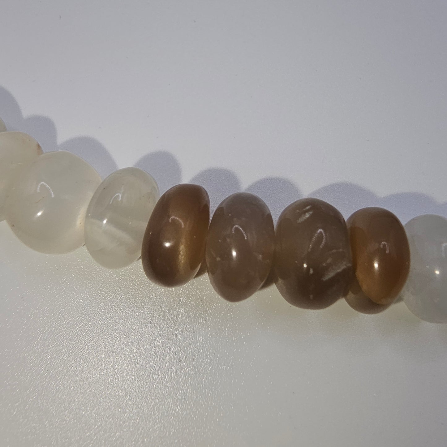 Mondsteinkette Boutons