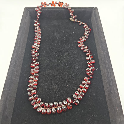 Granatkette facettierte Tropfen