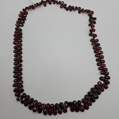 Granatkette facettierte Tropfen