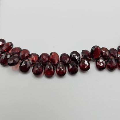 Granatkette facettierte Tropfen