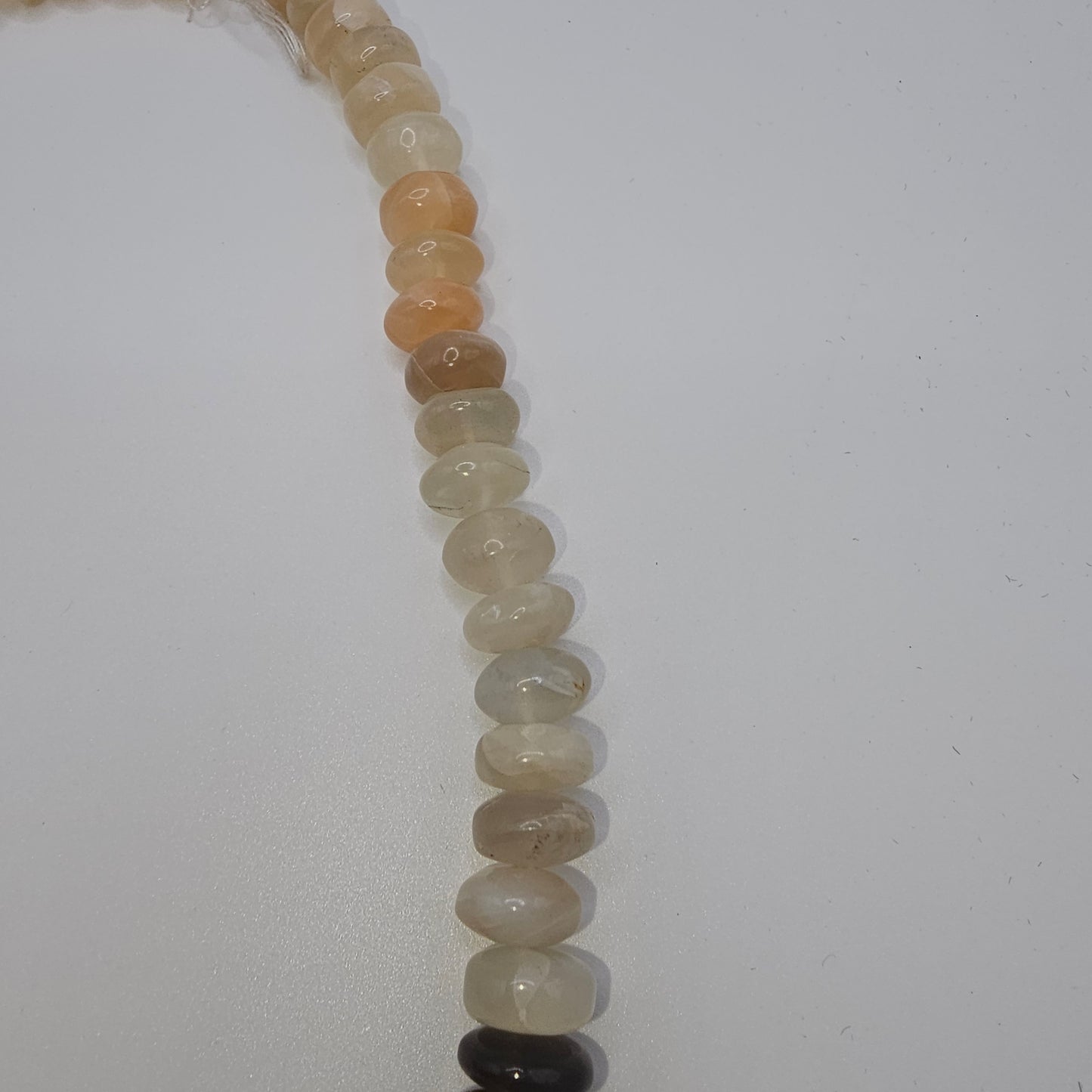 Mondsteinkette Boutons